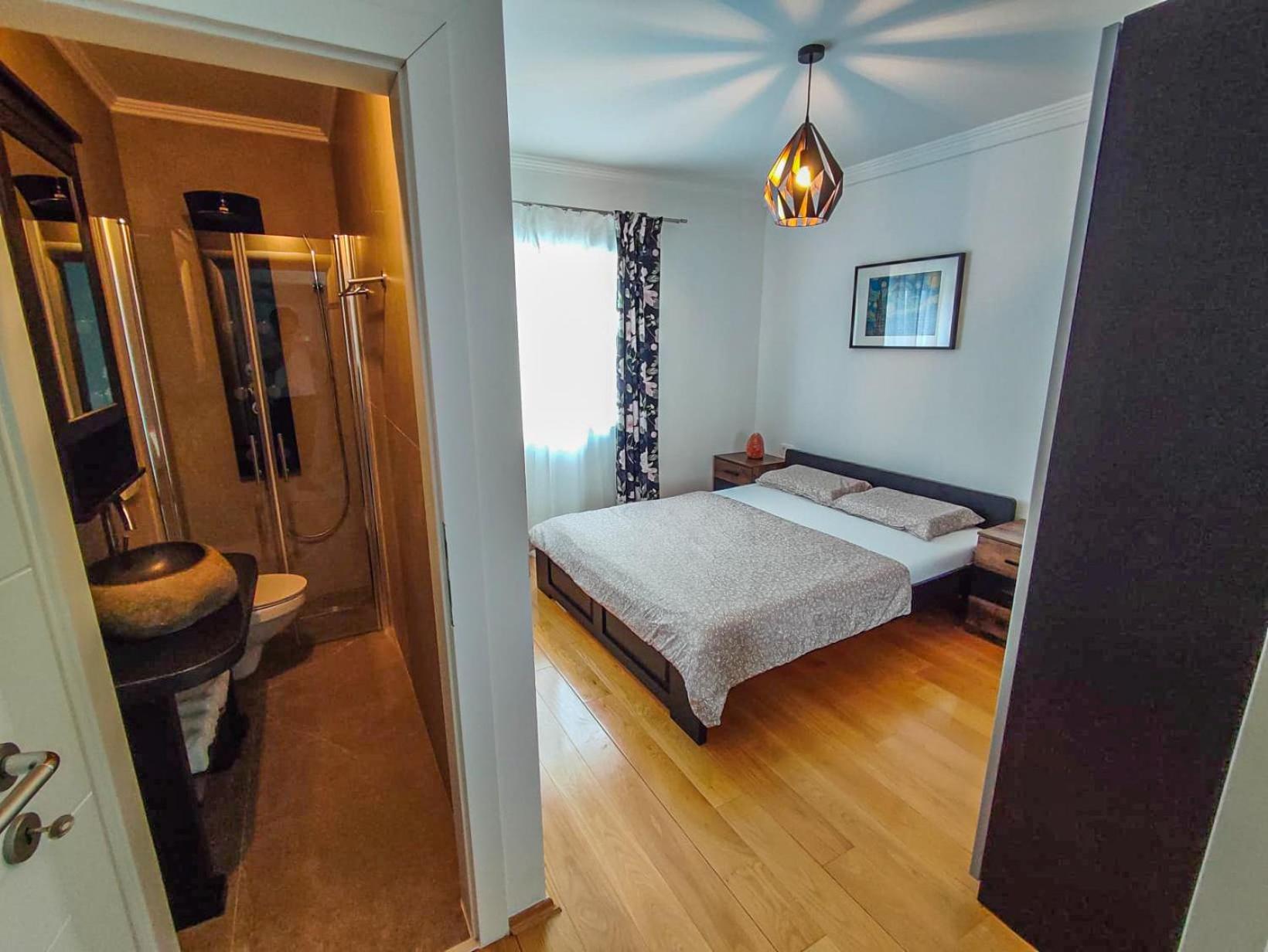 Apartments Amfora - Cozy And Modern Apartments For Up To 15 People, 100M From The Sea And Beach Stara Novalja Buitenkant foto